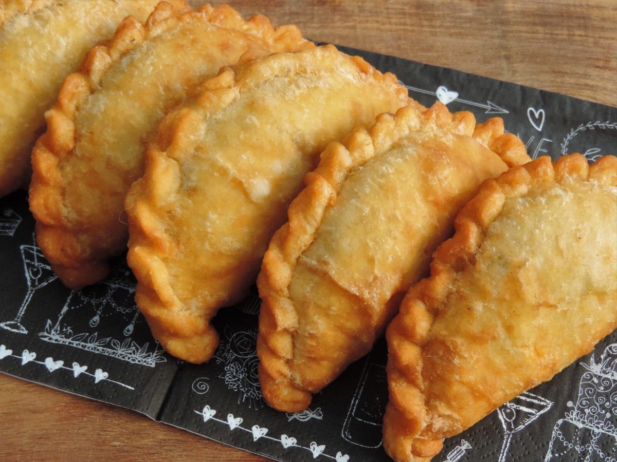 Vers gebakken pastechi